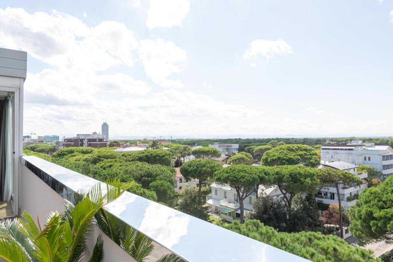 Perla Verde Hotel Milano Marittima Buitenkant foto
