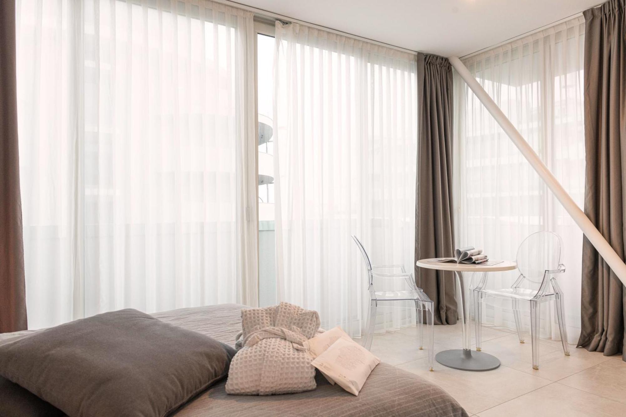 Perla Verde Hotel Milano Marittima Buitenkant foto